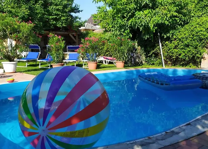 Leander Balatonlelle